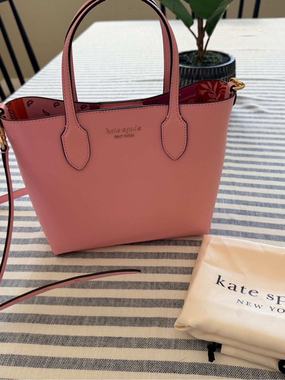 kate spade pink leather small tote with patterned interior